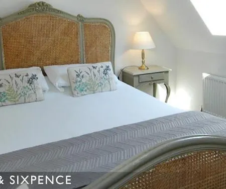 The Marine & Restaurant