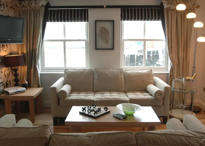 酒店 The Marine & Restaurant 惠特比